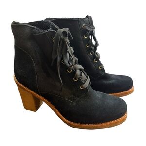 UGG Women Black Leather Lace Up Ankle Boots Crepe Heel Size 10